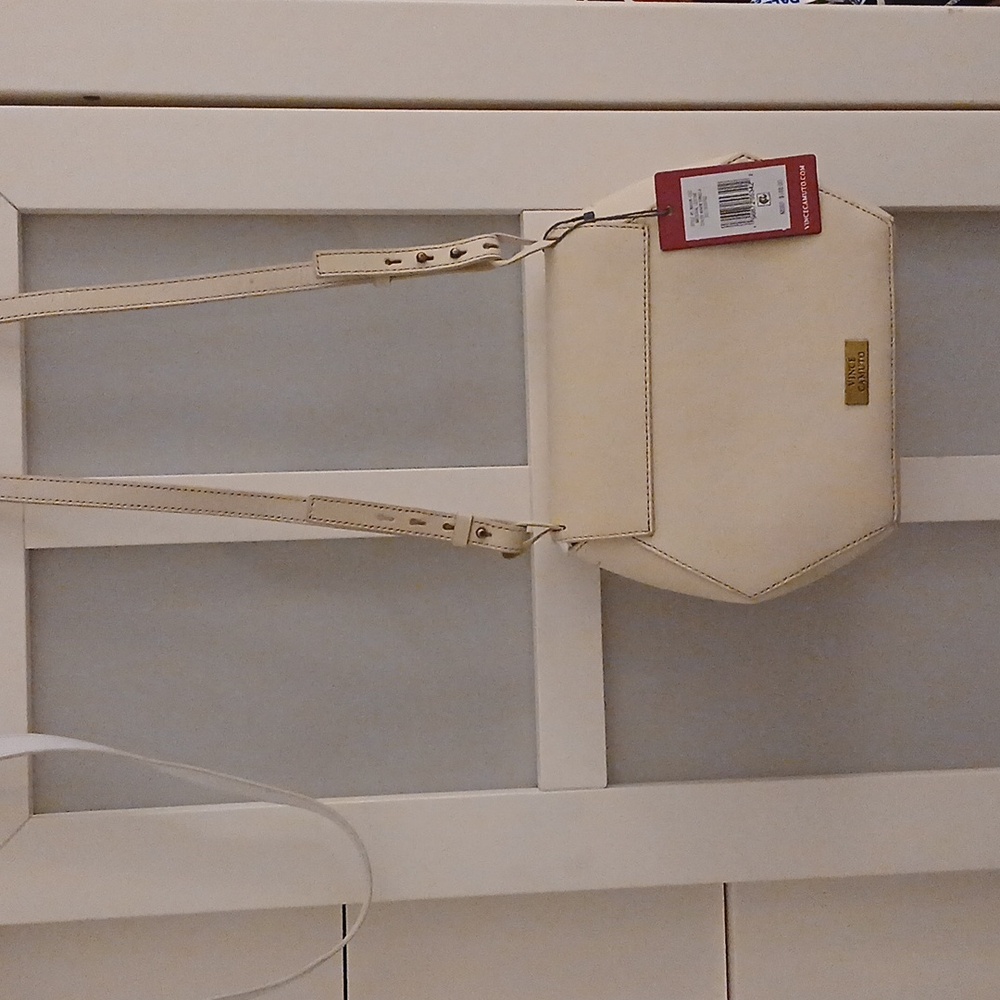 VINCE CAMUTO PURSE - Picture 4 of 4